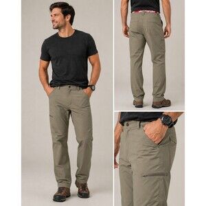 Wrangler Pants Mens 40X30 Green Cargo Straight Leg Relaxed Fit Tech Pocket